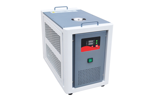 JC-LS系列小型臺式冷水機